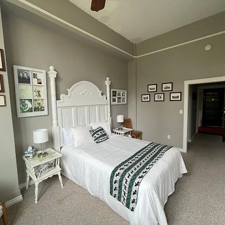 Northside School Bed & Breakfast Бонърс Фери Екстериор снимка