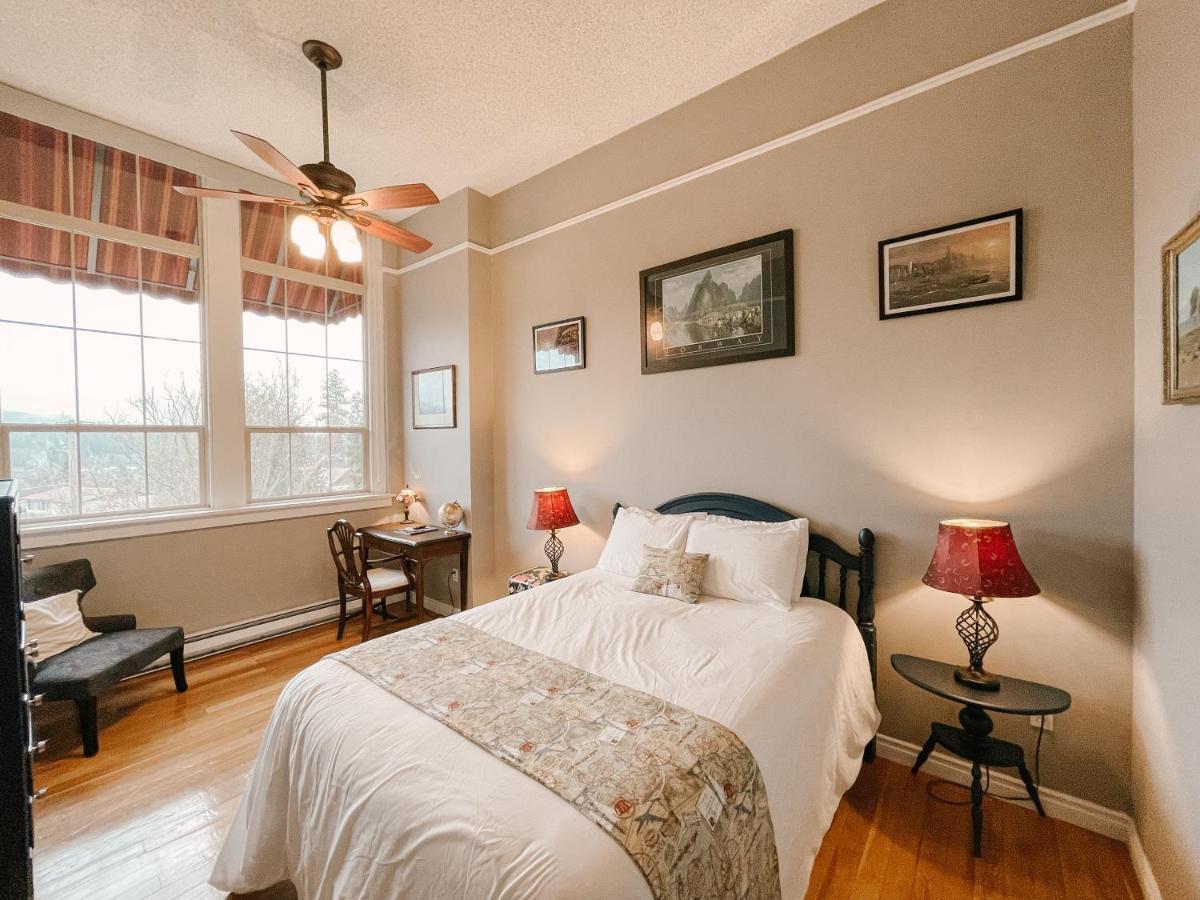 Northside School Bed & Breakfast Бонърс Фери Екстериор снимка