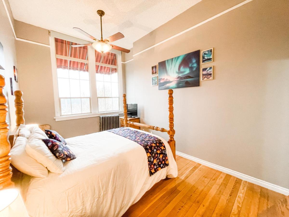 Northside School Bed & Breakfast Бонърс Фери Екстериор снимка