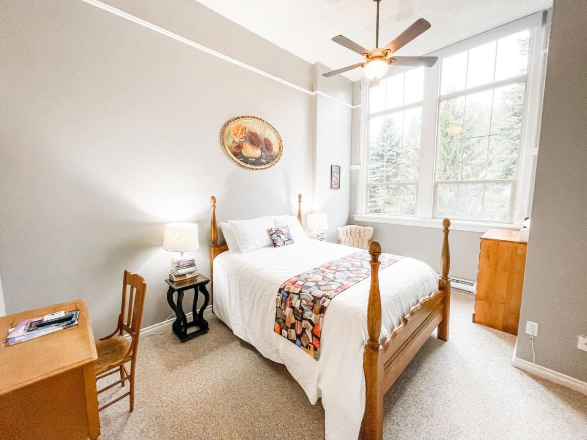 Northside School Bed & Breakfast Бонърс Фери Екстериор снимка