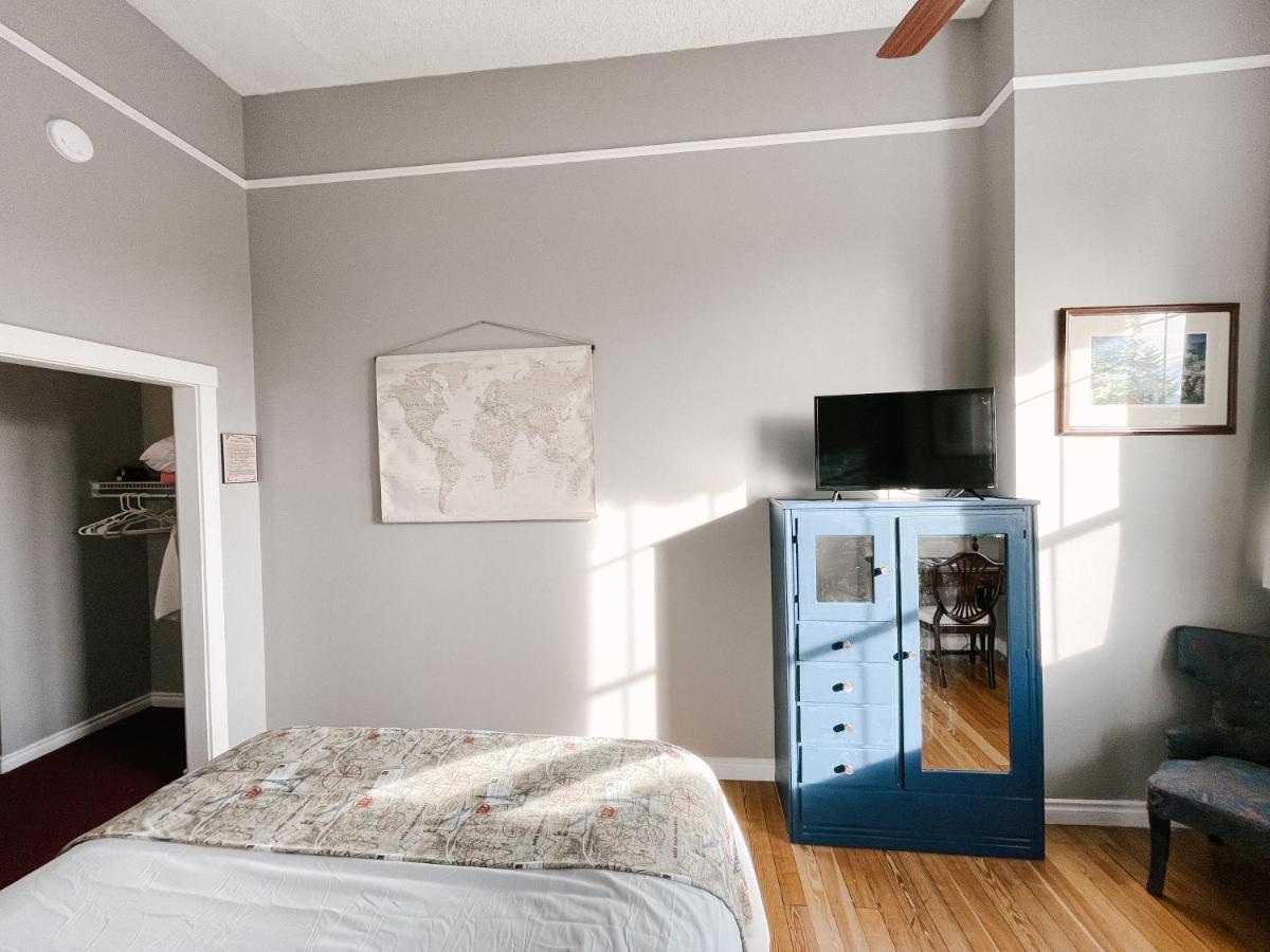Northside School Bed & Breakfast Бонърс Фери Екстериор снимка