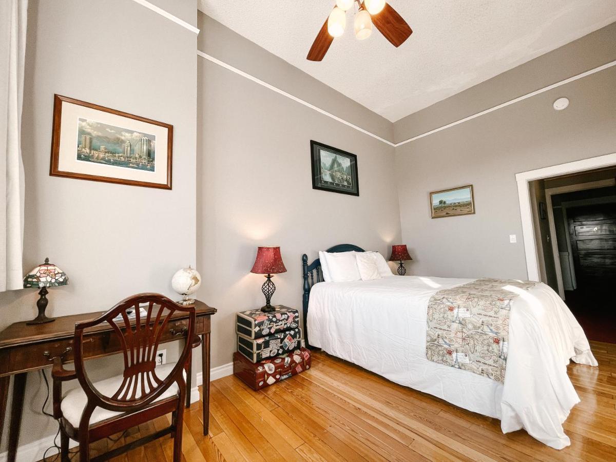 Northside School Bed & Breakfast Бонърс Фери Екстериор снимка
